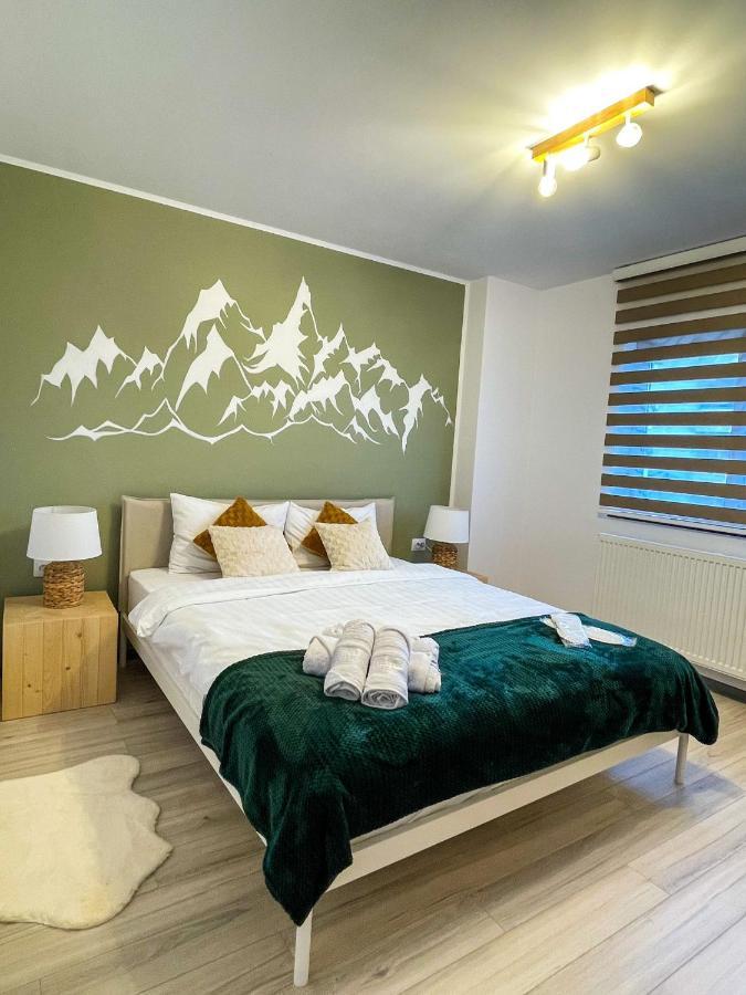 Tudor'S Mountain Retreat Câmpina Buitenkant foto